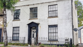 Refurbishment in Chard photo